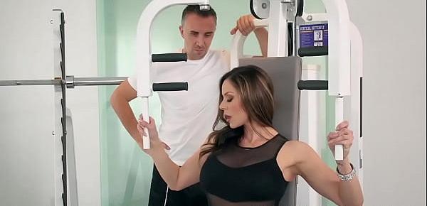 Brazzers - Brazzers Exxtra -  Personal Trainers Session 3 scene starring Kendra Lust and Keiran Lee